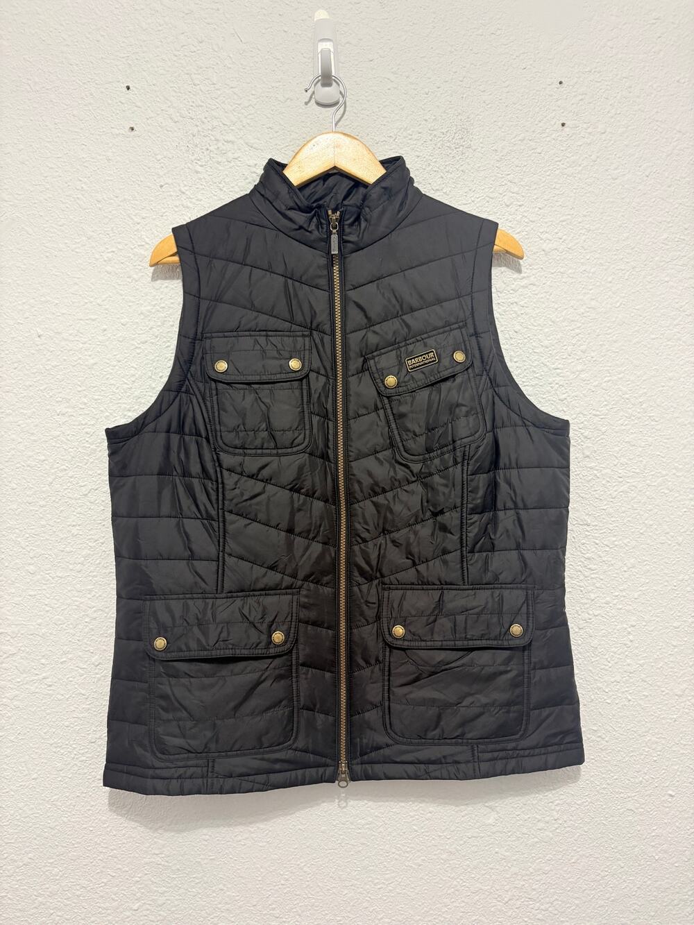 Barbour WorldCrosser Gilet Black Quilted Vest Preppy Minimalist Classic